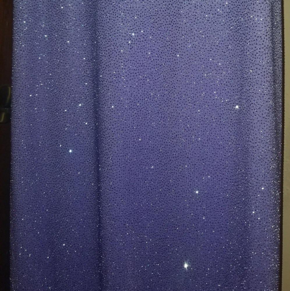 FORMAL DRESS - Picture 5 of 6